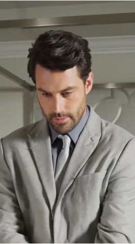 她藏起孕肚離職，禁欲上司急瘋了(全集)