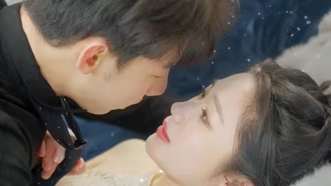 歷總，夫人拒不離婚(全集)