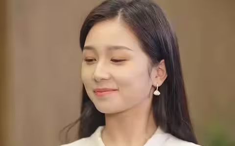 紅薯當(dāng)彩禮，迎娶百億女總裁（我把紅薯賣了十個億）(全集)